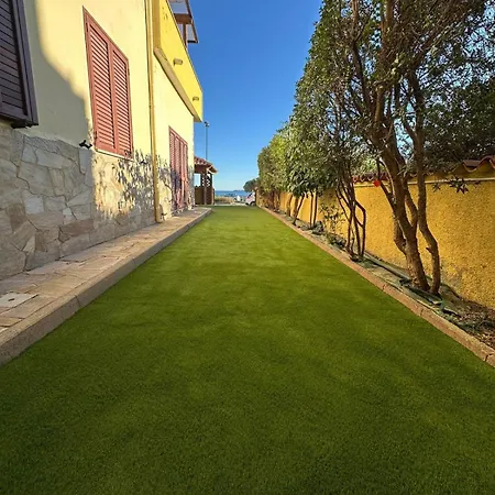 Blu Caletta - Waterfront With Garden La Caletta