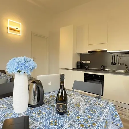 Blu Caletta - Waterfront With Garden *