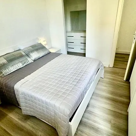 Blu Caletta - Waterfront With Garden Apartment La Caletta
